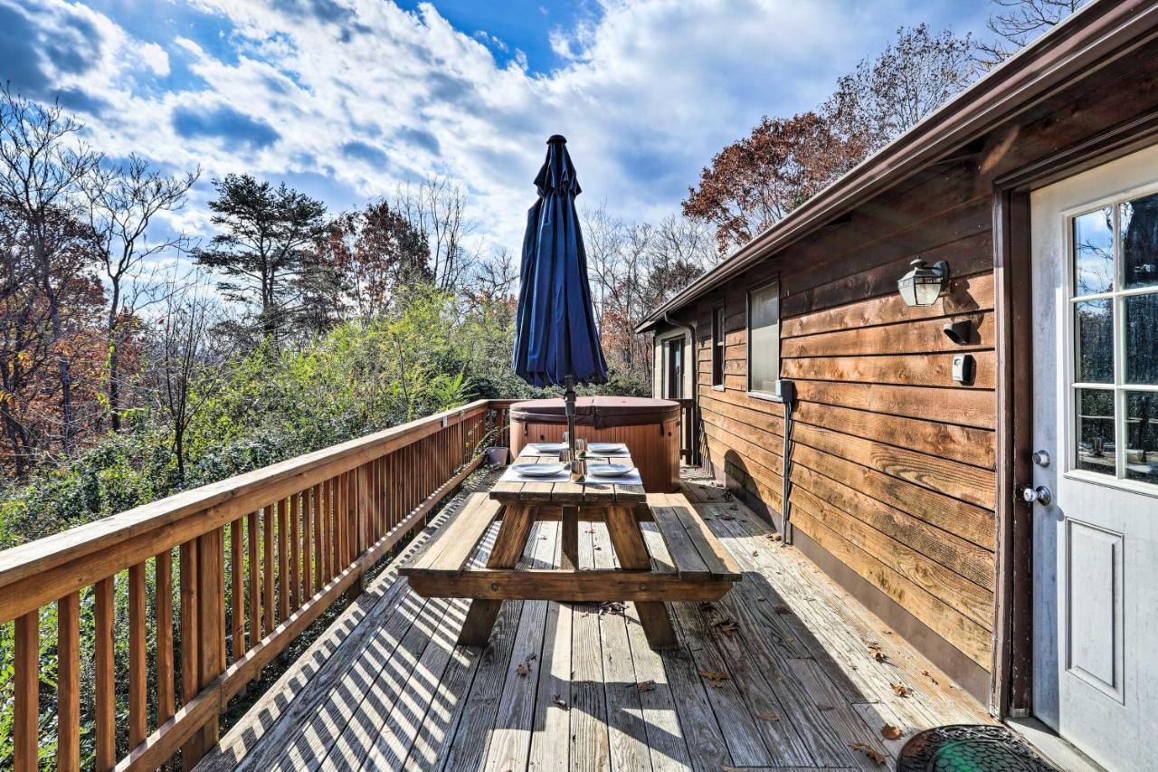 Calming Shenandoah Valley Cabin With Hot Tub! Villa ลูเรย์ ภายนอก รูปภาพ